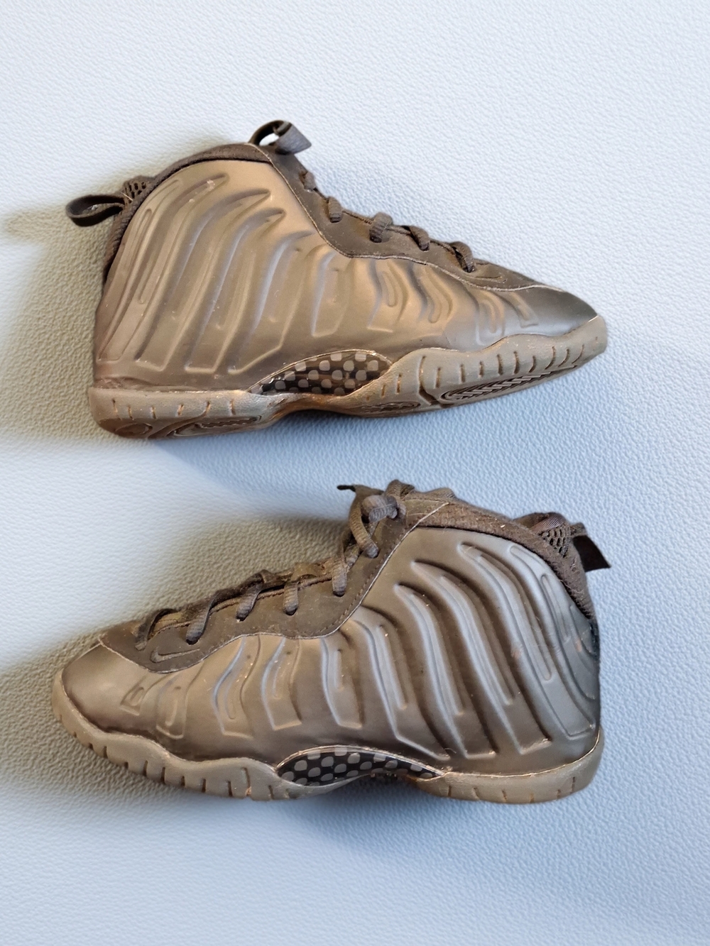 Nike Kids Foamposite High-Top Sneakers in Black